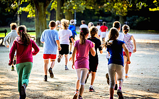 „Trzymaj formę!”. Rusza program zachęcający uczniów do aktywności fizycznej